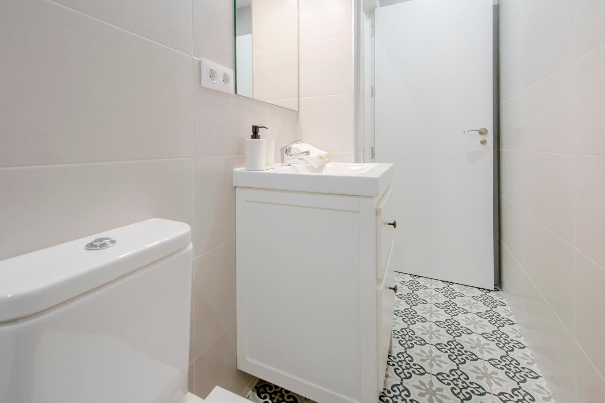 마드리드 Nuevo Apt Para 7 Pax En Malasana - Gran Via E1 아파트 외부 사진