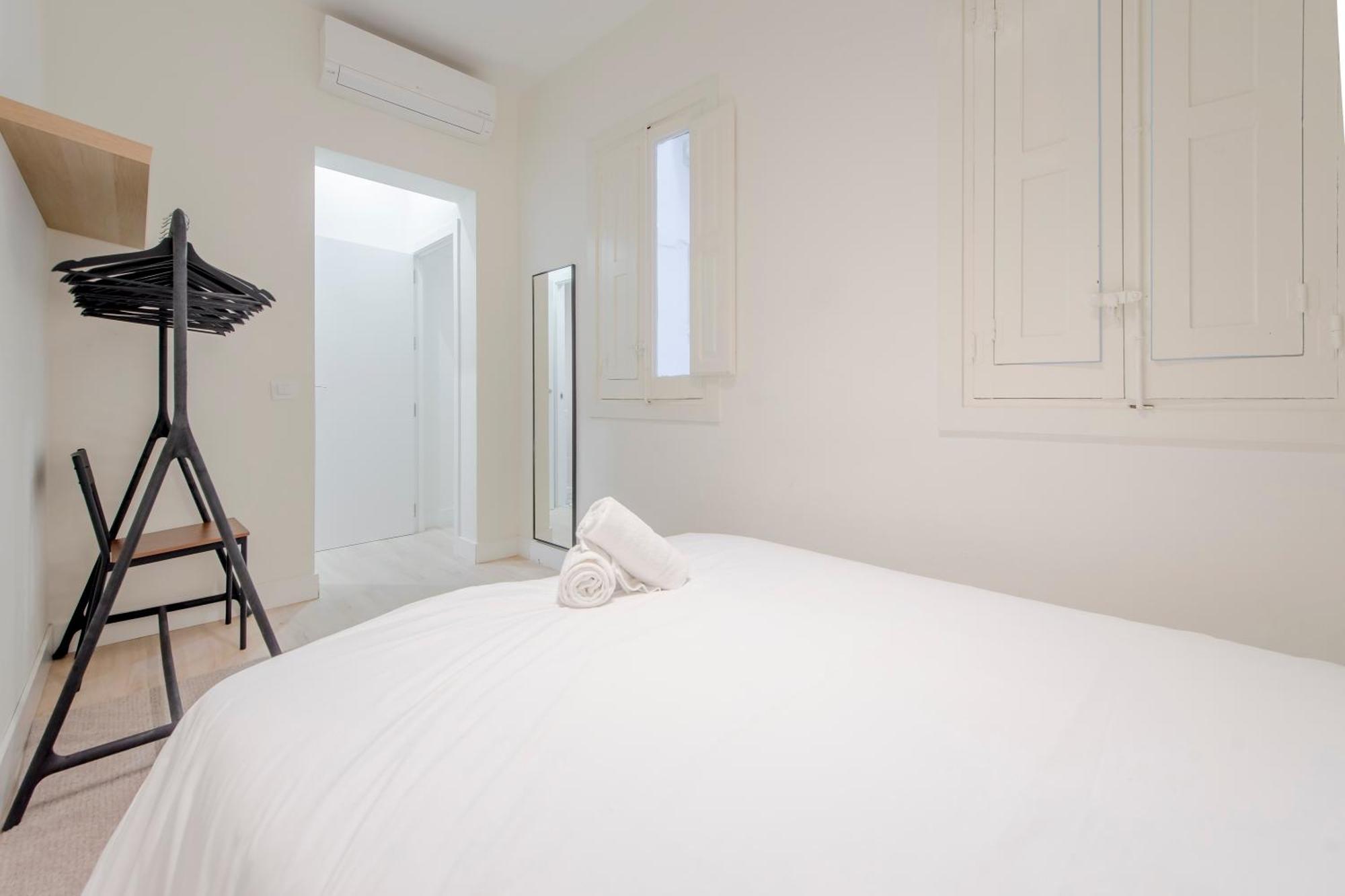 마드리드 Nuevo Apt Para 7 Pax En Malasana - Gran Via E1 아파트 외부 사진